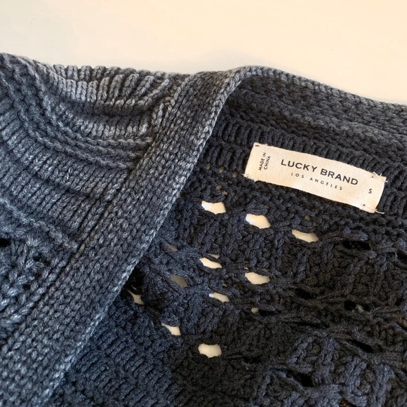 Lucky Brand Dark Acid Wash Open Front Crochet Cardigan Size Small - Picture 4 of 15